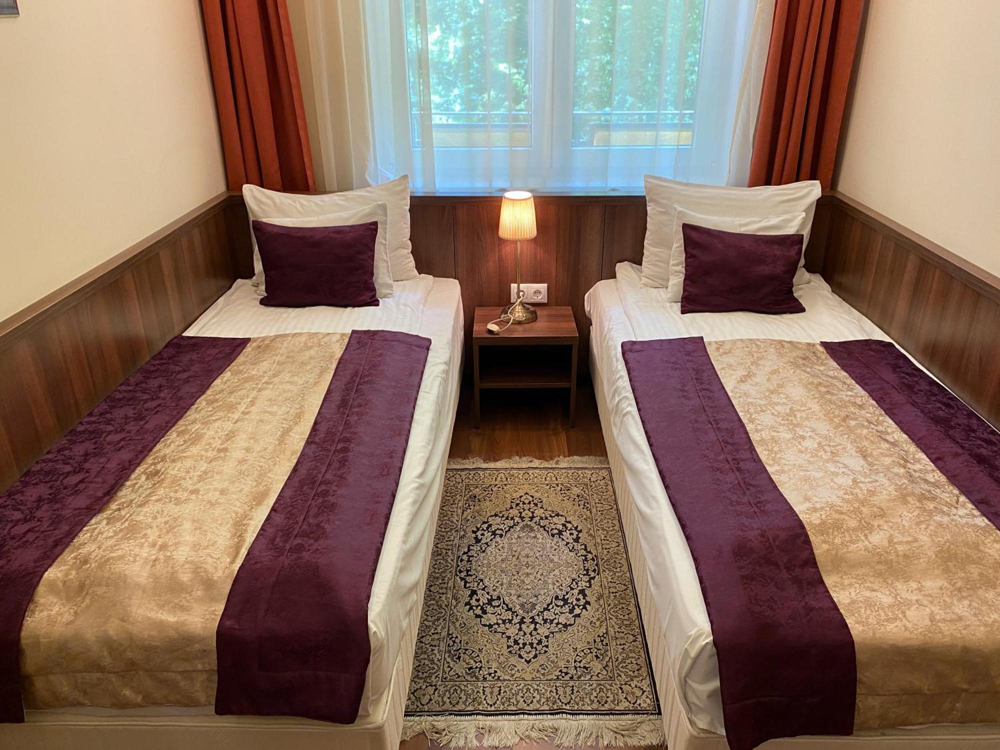 Gold Hotel בודפשט חדר תמונה