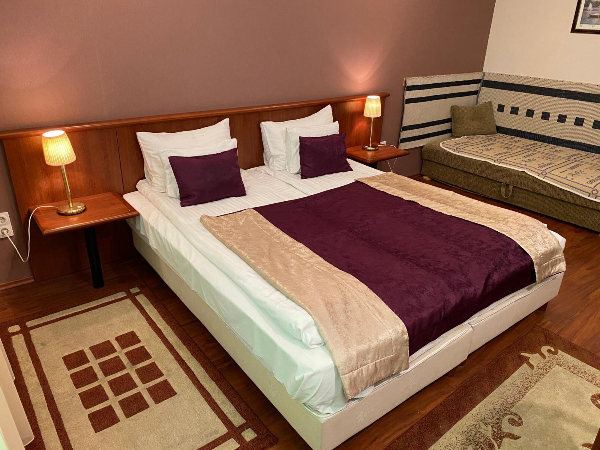Gold Hotel בודפשט חדר תמונה
